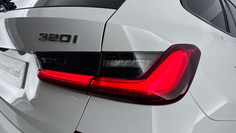 BMW 3 Series 320i M Sport 5dr Step Auto Petrol Estate